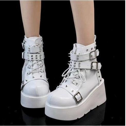 Women's Chunky Round-Toe Dr Martens Style Platform Boots | Side Zipper Wedge Heel
